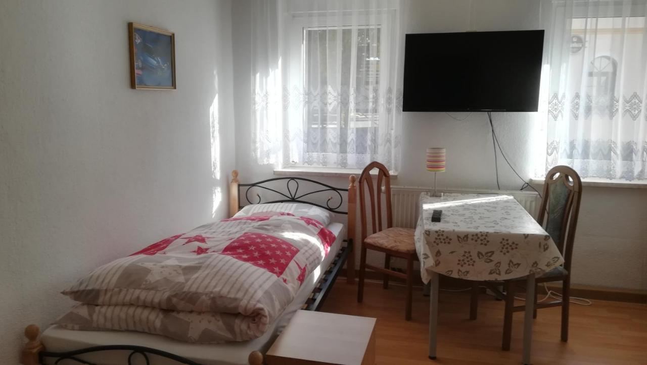 Appartamento Wendler'S Haus Meuselwitz Esterno foto